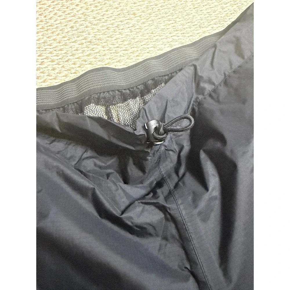 Patagonia windbreaker pants